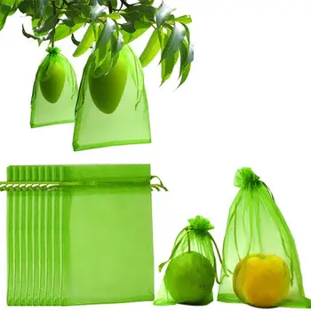 100Pcs Торбички за защита на плодовете Контрол на вредителите Анти-птица градинска мрежа Ягодови торби Mesh грозде чанта шнур плантатор растат чанти