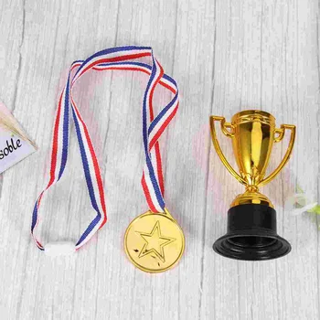 16 бр. Топ спортни медали Купа на трофеите Златни коледни подаръци Aldult Concourses Награди