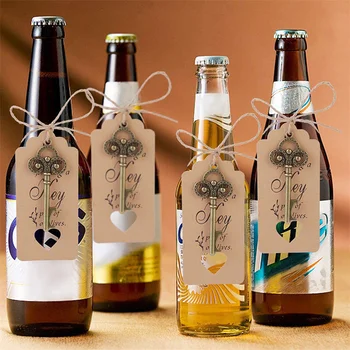 1бр метален ключ за отваряне на бирени бутилки Сватбена услуга с отварачки за напитки Ключодържател Сватбено тържество Декор Консумативи Сувенир за гост