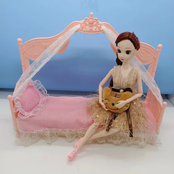 2022 За кукла Барби аксесоари Симулация на модна декорация Европейска принцеса легло мебели за BJD кукла Детска къща за игра