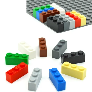 50PCS DIY градивни блокове 1 * 3 точки дебели фигури тухли 1x3 точки образователен творчески размер, съвместим с 3622 играчка за деца