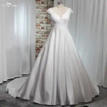 RSW1980 Мода Сатен A Line Сватбена рокля Копчета до Hemline V Деколте Нос ръкави Vestidos De Novia Elegante