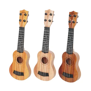 Woodstone Yuxili Four Strings може да свири на малкия начинаещ музикален инструмент