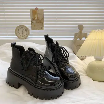 Буци черна платформа случайни дамски глезена ботуши 2024 нов дизайнер есен зима британски стил платформа ботуши обувки за жени