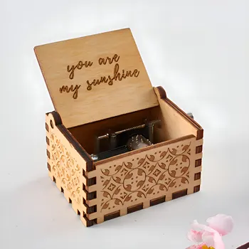 Дървена музикална кутия Творческа светлина Луксозен подарък Боядисан печат Гравиране Ръчно движение Дървени Ръчно извити