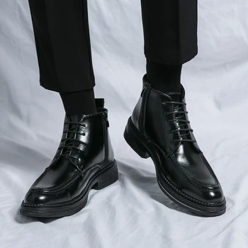 Есен Мъжки класически офис кожени обувки Мъже ретро случайни глезена обувка мъжка мода британски стил кратко обувка дантела HighTop обувки