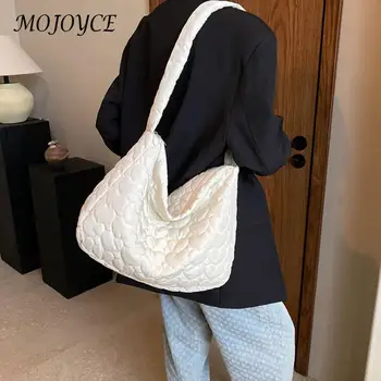 Жените обичат сърцето ватирана чанта мода подпухнали Crossbody чанта случайни голяма пазарска чанта голям капацитет меки гъвкави чанта