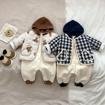 Зимни бебешки дрехи Писма бродерия контрастен цвят дълъг ръкав Гащеризони с качулка за малки деца Полар Подплата топло Бебешки ританки