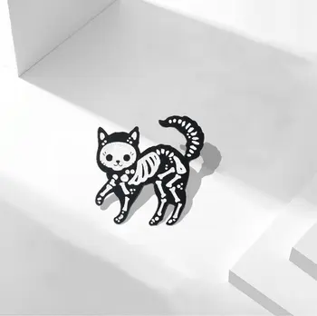 Котка скелет емайл щифт пънк блясък тъмна котка значка брошка чанта дрехи ревера щифт смешно животински бижута подарък за приятели