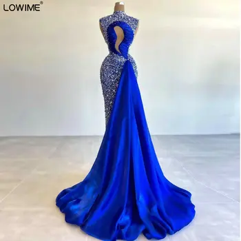 Кралско синя дълга абитуриентска рокля 2022 Sequined високо деколте без ръкави Sweep Train Официални рокли Вечерно парти Русалка рокли