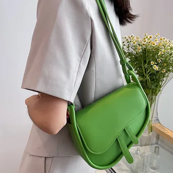 Модна чанта за седло Нови малки чанти за рамо за жени Висококачествена твърда PU кожа Crossbody Female Luxury Messenger чанта