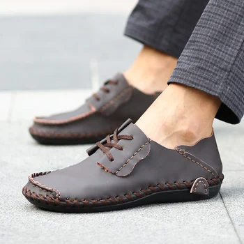 Мъжки кожени ежедневни обувки 2023 Лятна нова дантела нагоре нисък връх шофиране обувки за мъже мека подметка дишаща мъжка приплъзване на ходене обувки