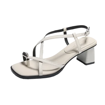 Нова каишка с една дума Сандали с отворени пръсти Жени 2023 Мода Прост колан петата Дамски обувки Открит Casual Ежедневни дамски сандали