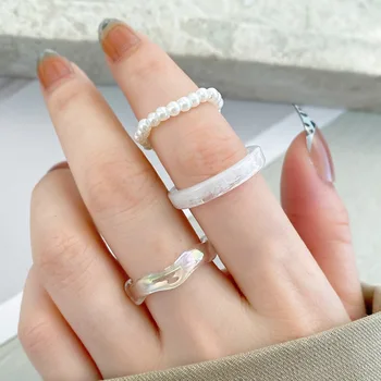 Прост комплект пръстени от смола Обикновен кръгъл перлен пръстен Дамски усъвършенстван творчески акрилен пръстен 2023 Мода парти сватбени бижута подарък