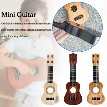 Симулация на мини китарен музикален инструмент Ukri Mini Four Strings може да се свири за ранно обучение W4Z9
